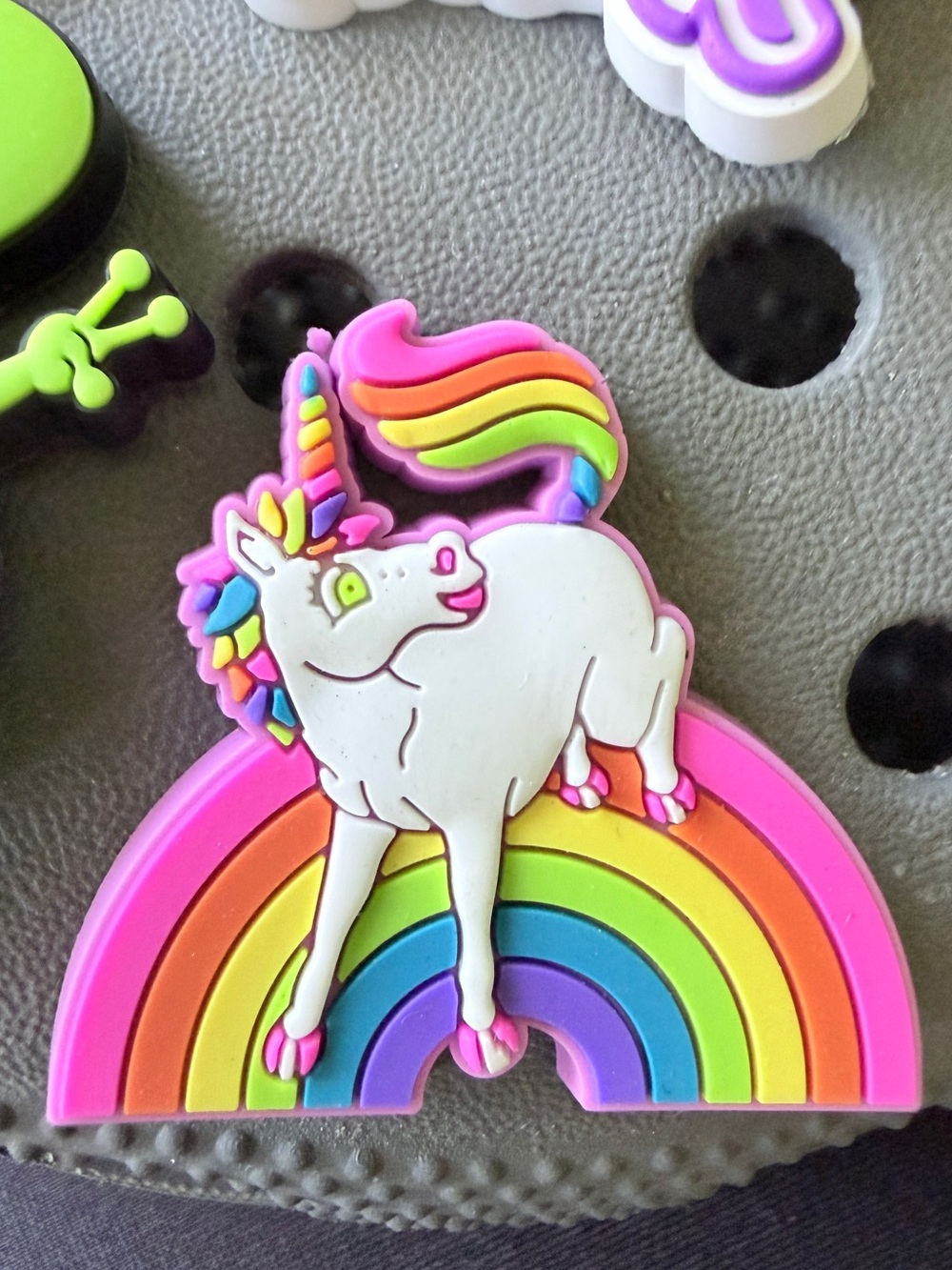 Lisa Frank x CROCS Jibbits + 2 Random Jibbits included (7 Total!) - Picture 3 of 10